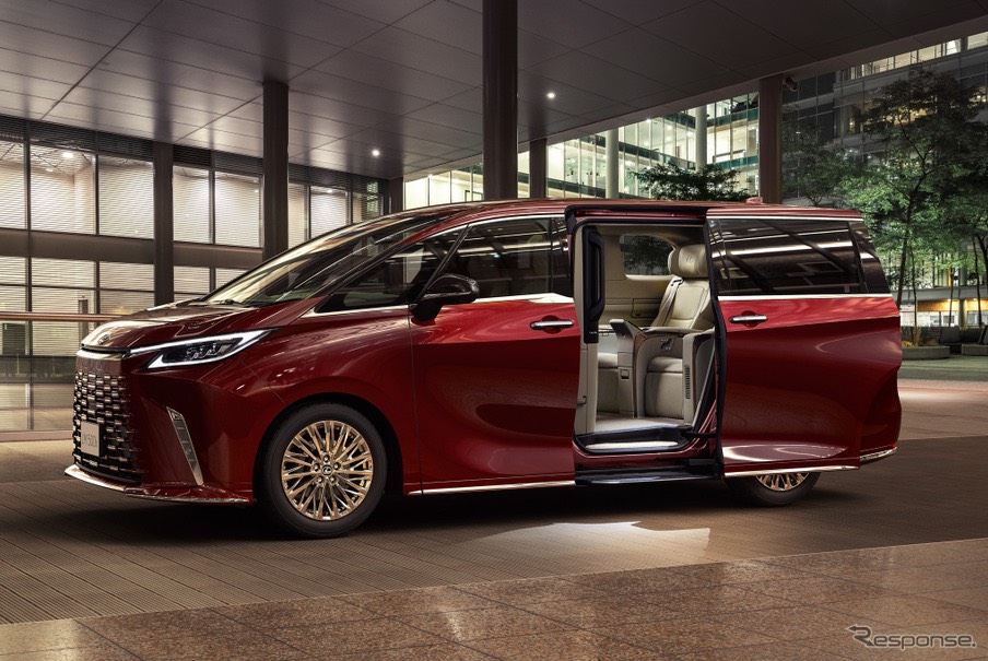 z5188626494587_b493cd02d4048c7d612a791fb494416a